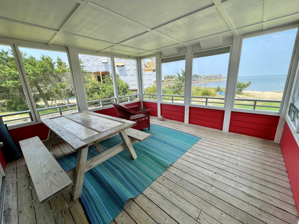 Screened Porch