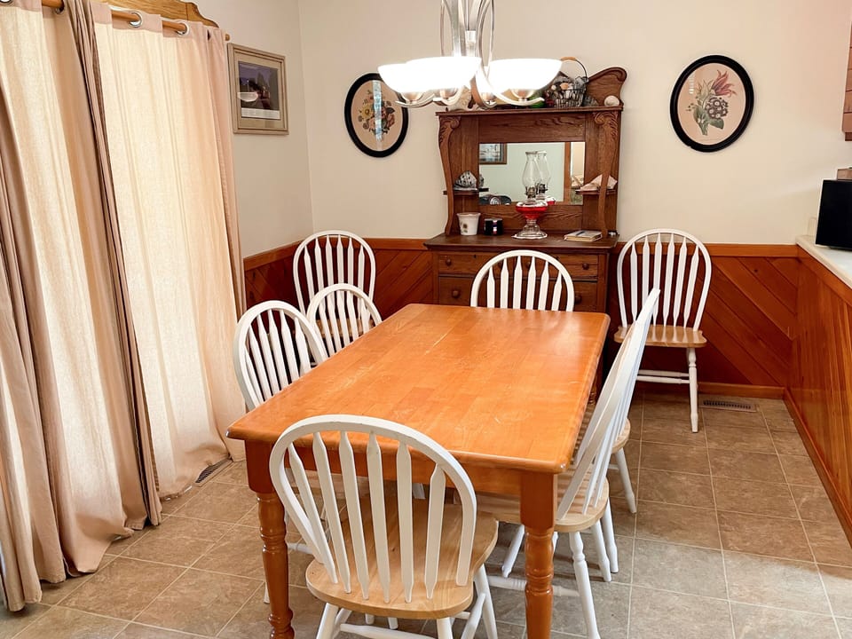Dining Area, First Floor with Screened Porch Access
