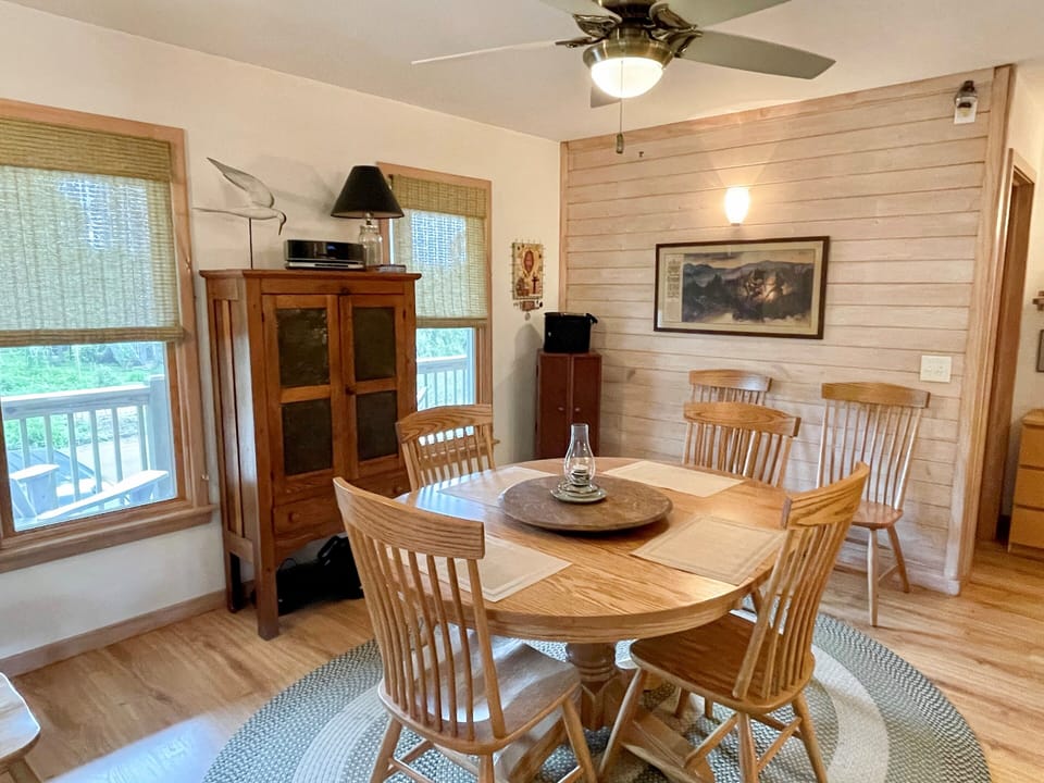 Dining Area, First Floor