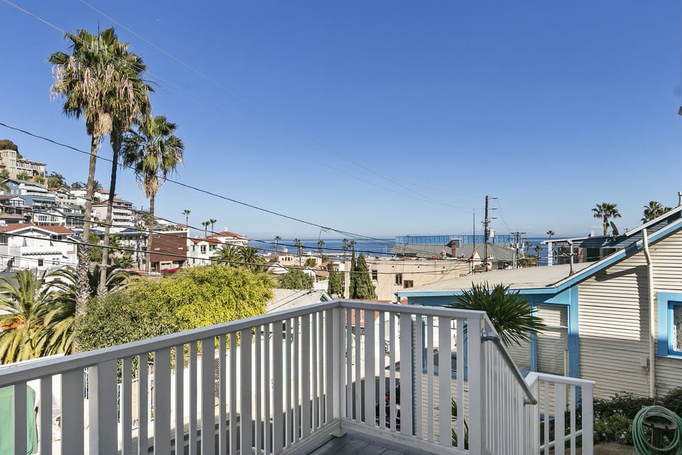 216WA - Balcony View