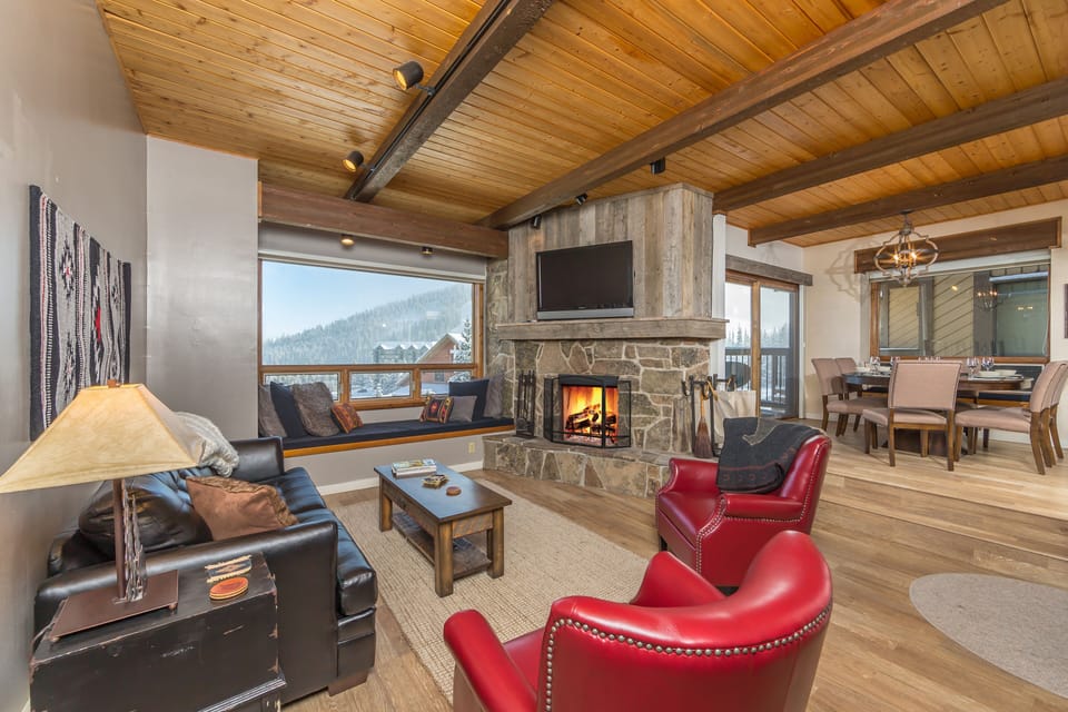 Open Concept Great Room with Fireplace