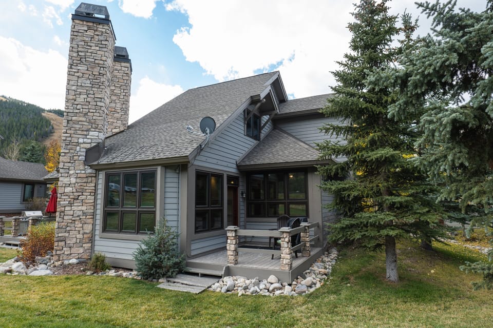 Townhome, 3 Bedrooms | BBQ/picnic area