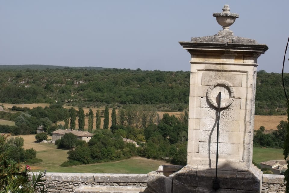 La Fontasse, wells connected to a cistern, below the Mas Chazel