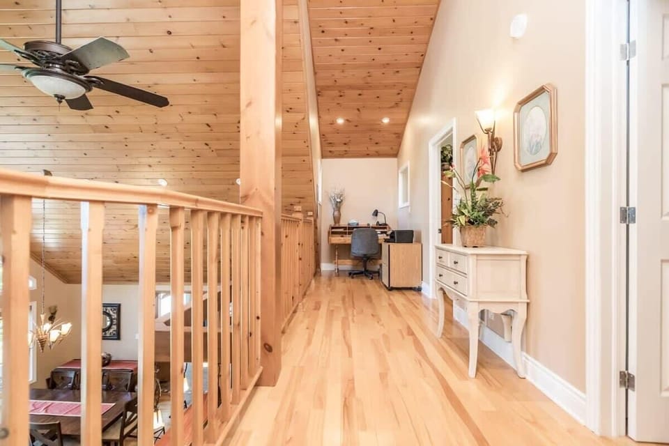 Office area on 2nd floor