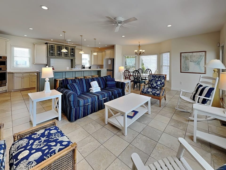 Living Space - Ocean Views