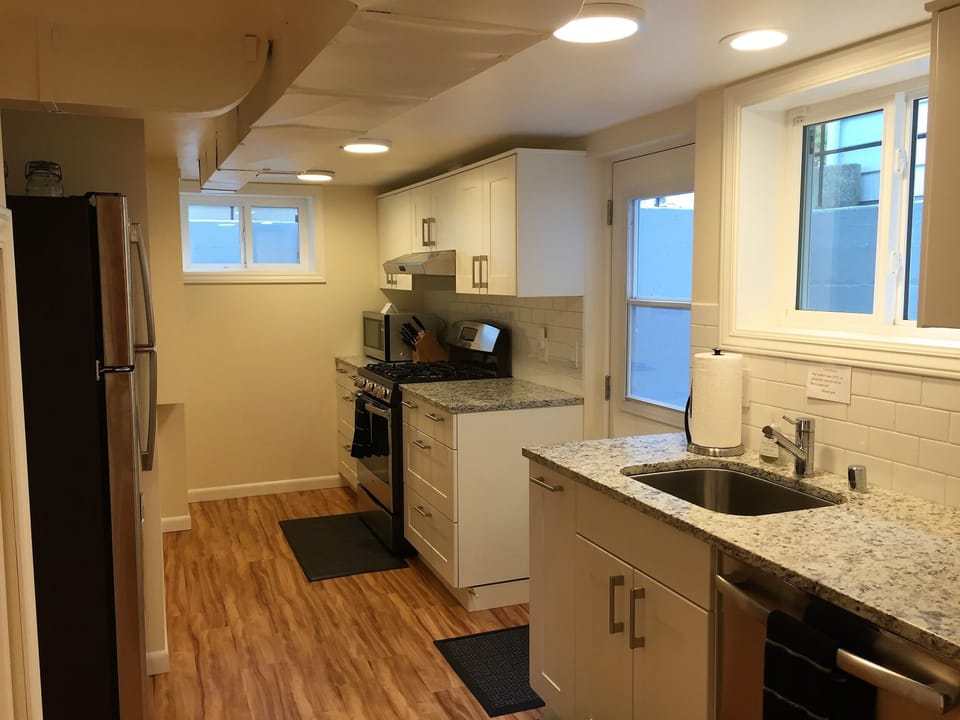 Full kitchen with dishwasher