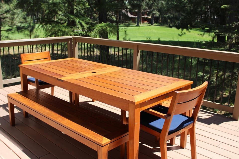 Primary dining area on back deck.