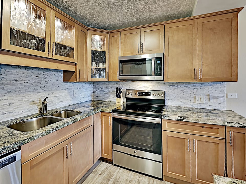 Granite counter tops and all the appliances you will need
