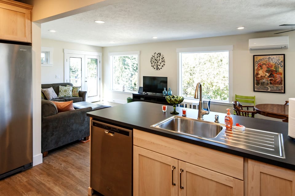 Kitchen 1