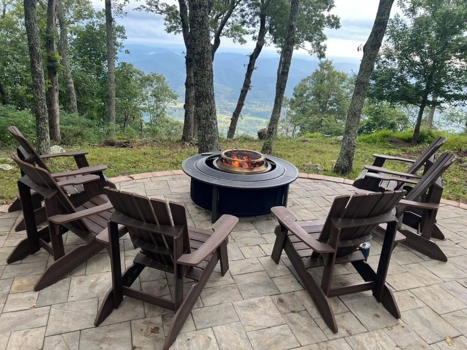 Stone Patio, Adirondack Chairs, Fire Pit & Amazing Views of Mountains and Valley