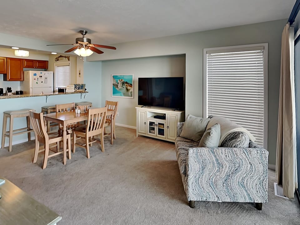 Living Room - Entertainment Area, Balcony Access, TV