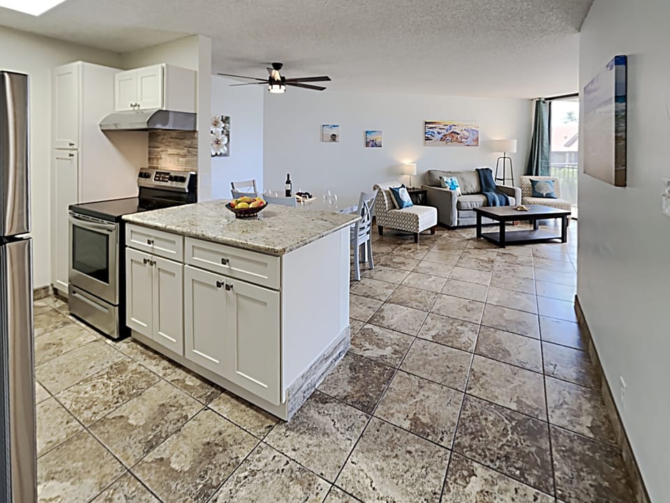 Kitchen with plenty of space to create an amazing meal.