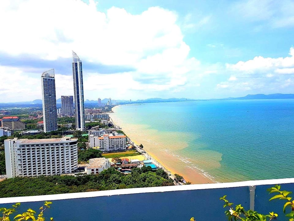 Lumpini Jomtien Park Beach  High Floor
