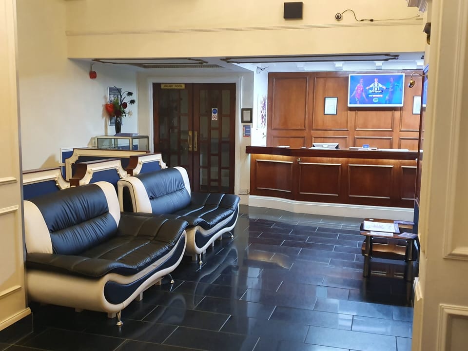 Gilson Hotel Hotel in Hull