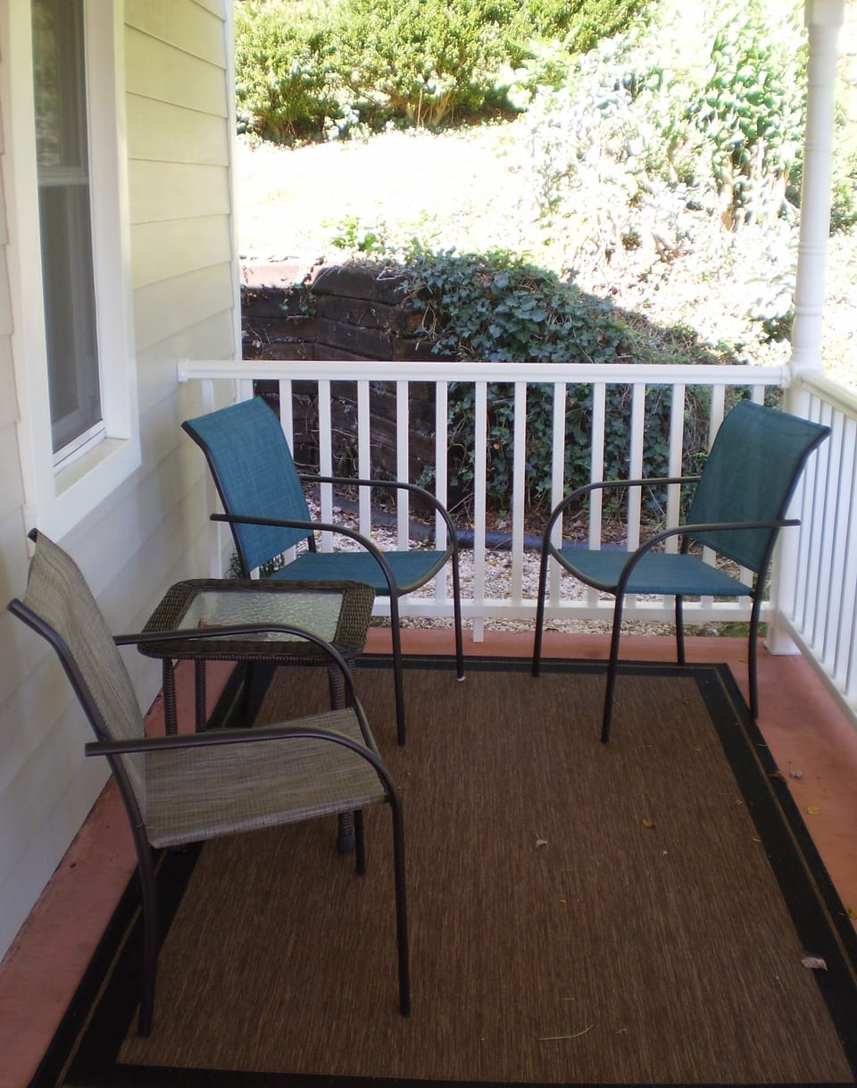 Open front porch - east facing, great sun and moon rises. Hide from summer sun.