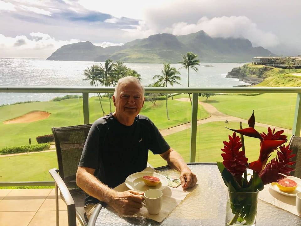 You will love eating on out lanai.