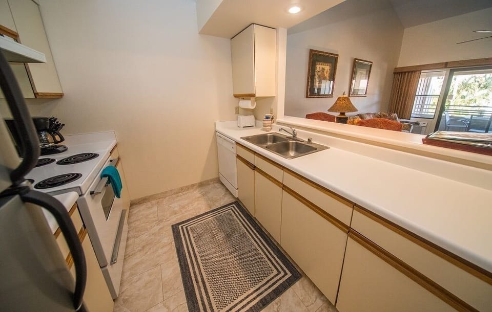 Fully equipped kitchen