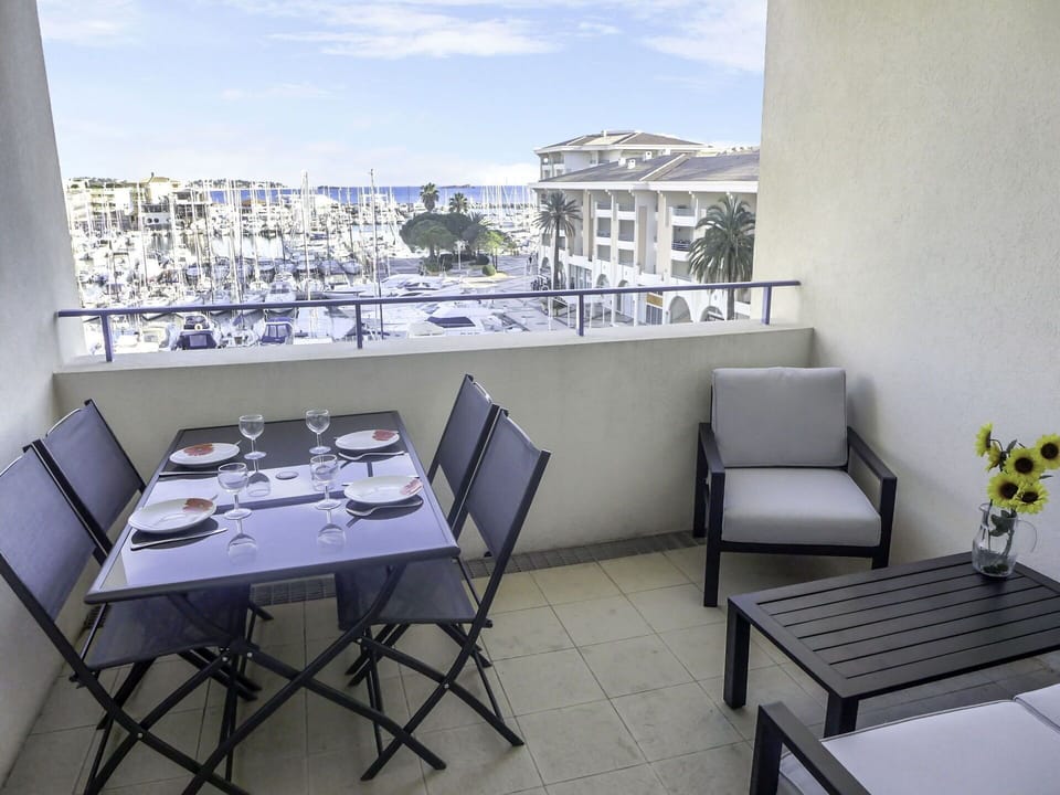 Property, Furniture, Room, Balcony, Building, Table, House, Apartment, Real Estate, Architecture