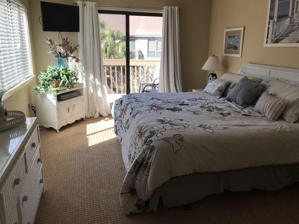 Master Bedroom - King