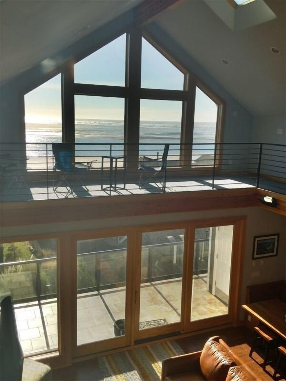 View and luxury! The deck has a spectacular view of the Bay and Pacific Ocean!  