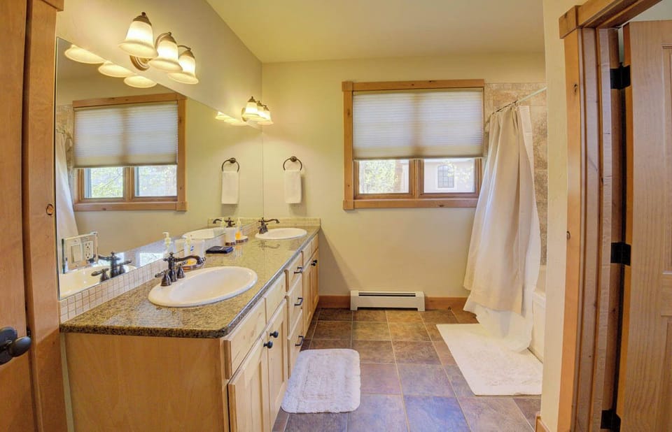 Ensuite bathroom for 2nd floor master bedroom