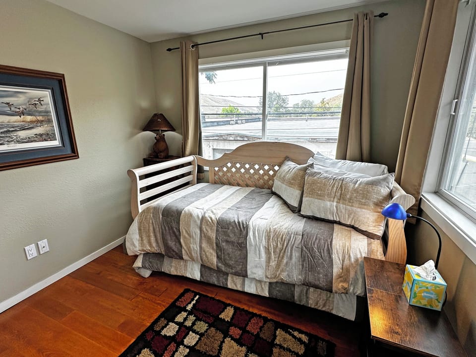 2nd Bedroom has twin bed with trundle bed