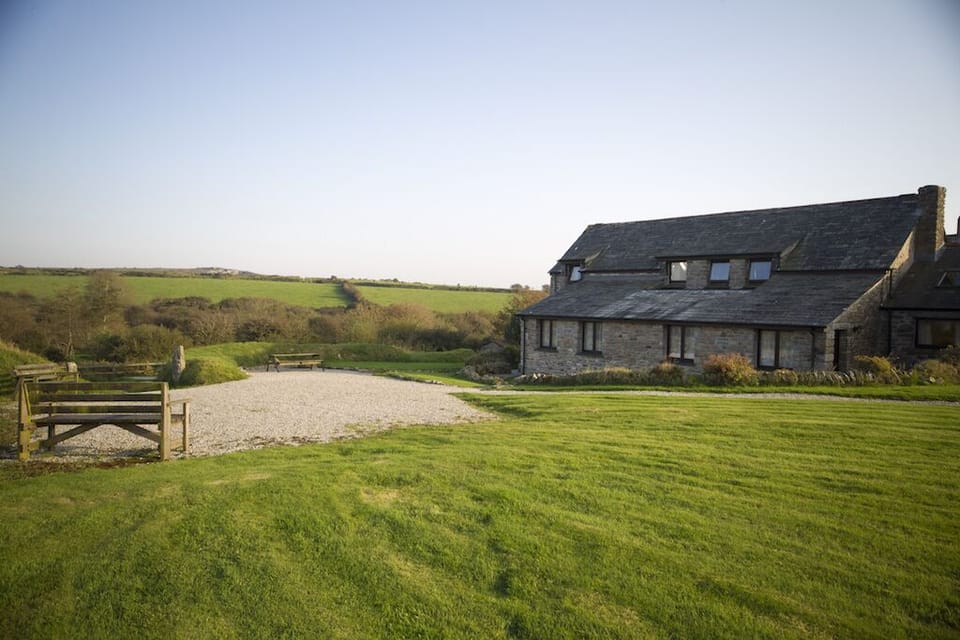 Barn Cottage (Right) and Tamarisk Cottage (Left) at EAST ROSE.