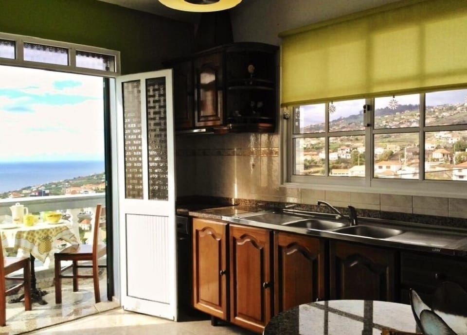 French doors to the balcony