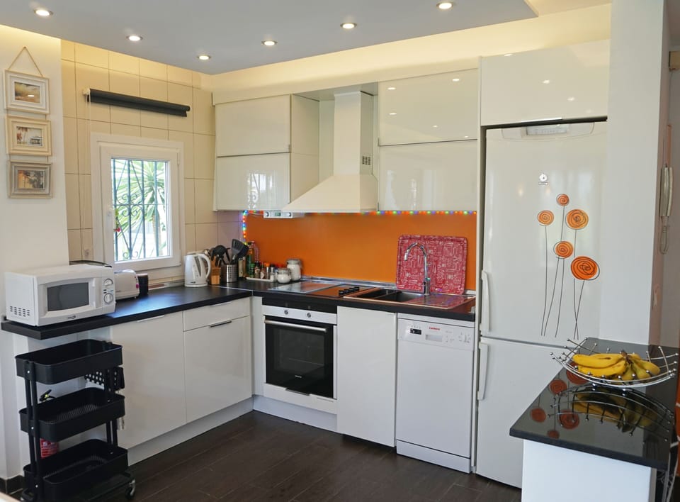 Fully equipped kitchen, where you can enjoy cooking your own meals.