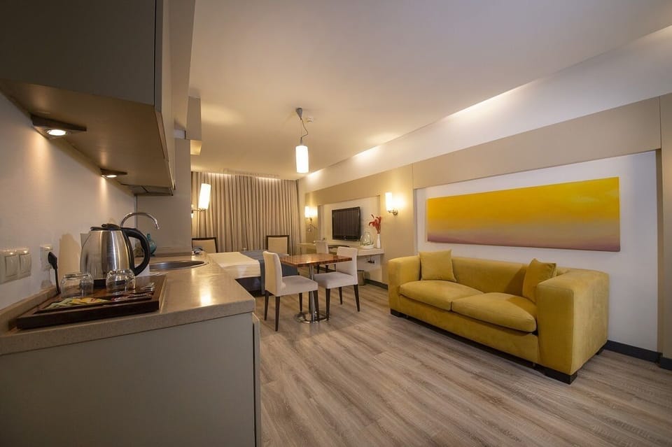 Superior Double Room | Egyptian cotton sheets, premium bedding, minibar, in-room safe