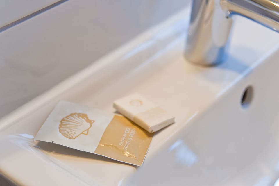 Shower, free toiletries, hair dryer, bathrobes