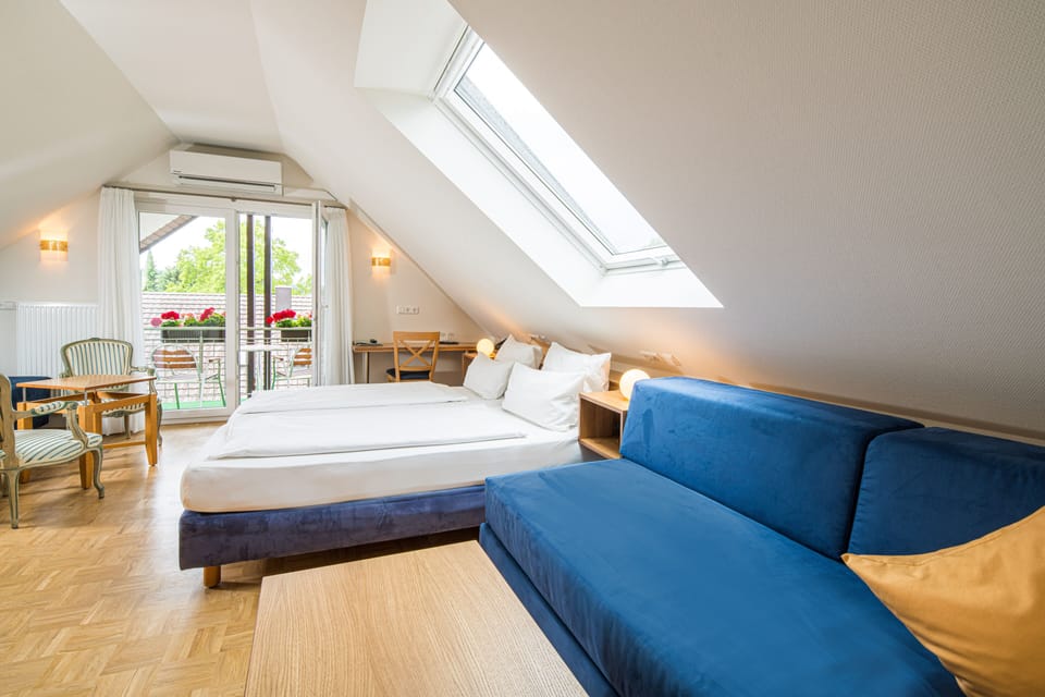 Family Room, 2 Bedrooms, Non Smoking | Premium bedding, desk, blackout drapes, iron/ironing board