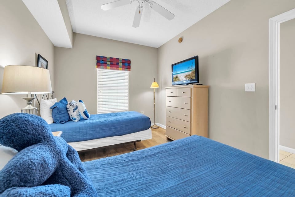 Guest Bedroom 1 Part 2
