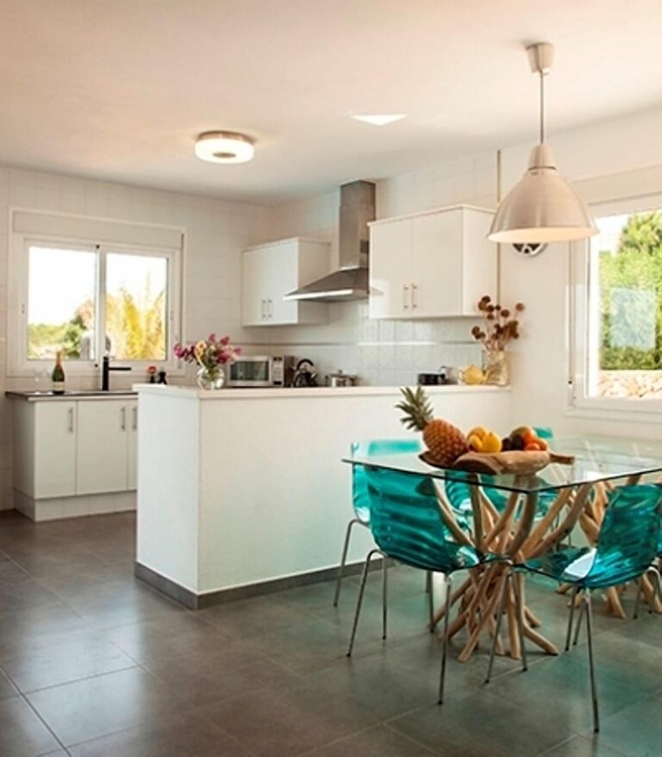 Kitchen and indoor dining