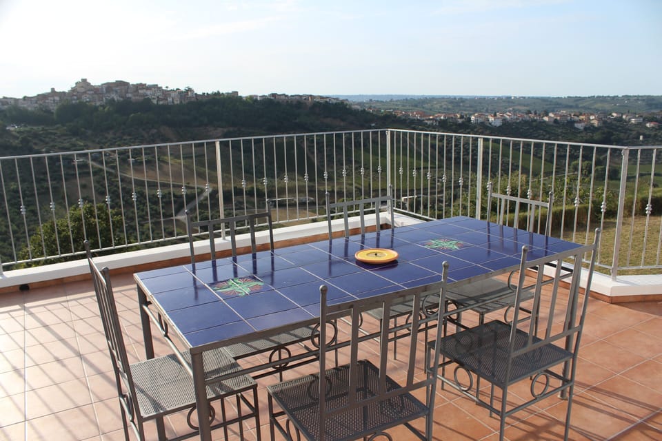 Dine alfresco on the top terrace in the cooling breeze of the evening.