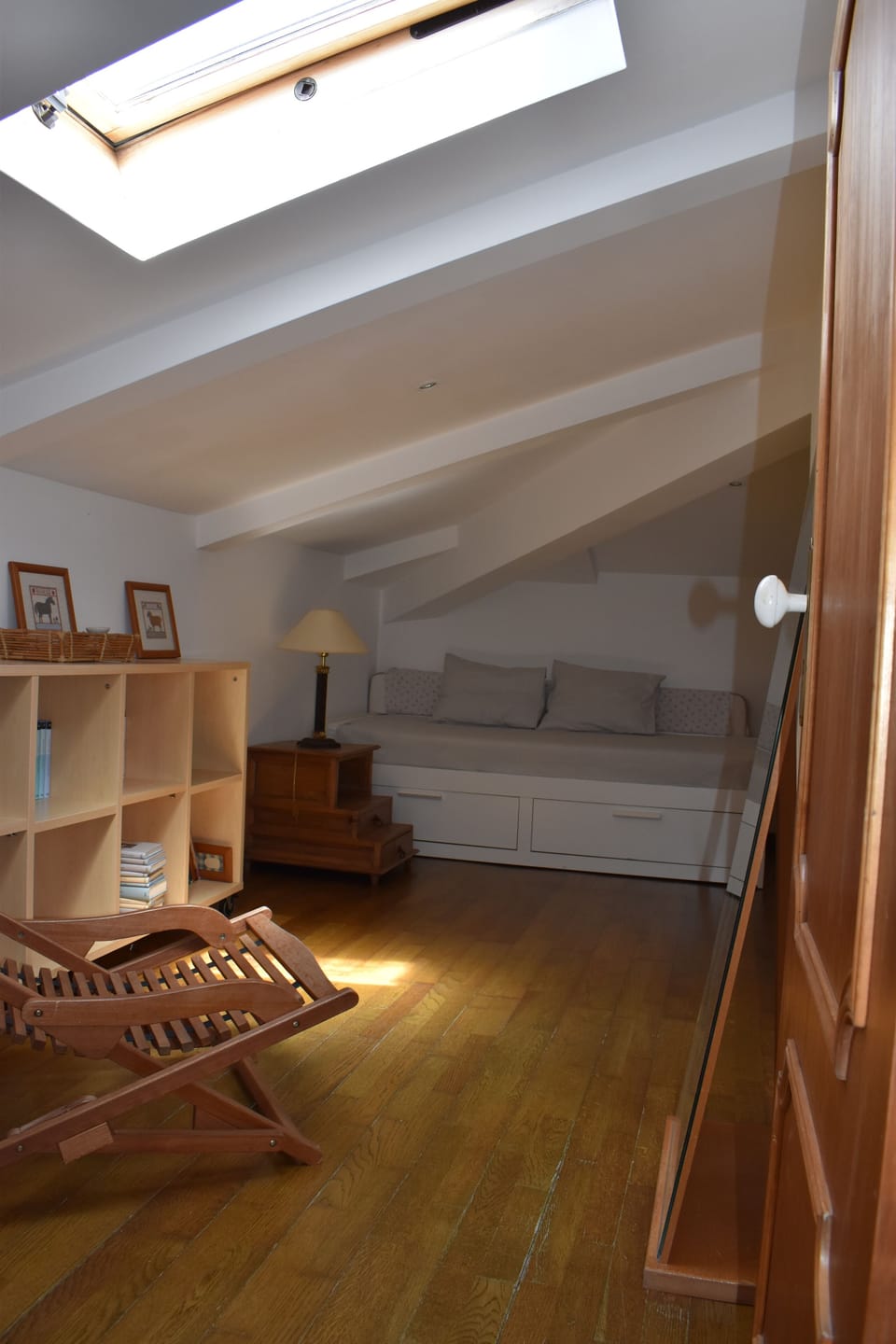Quarto com 2 camas de solteiro