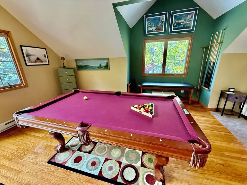 Full size pool table