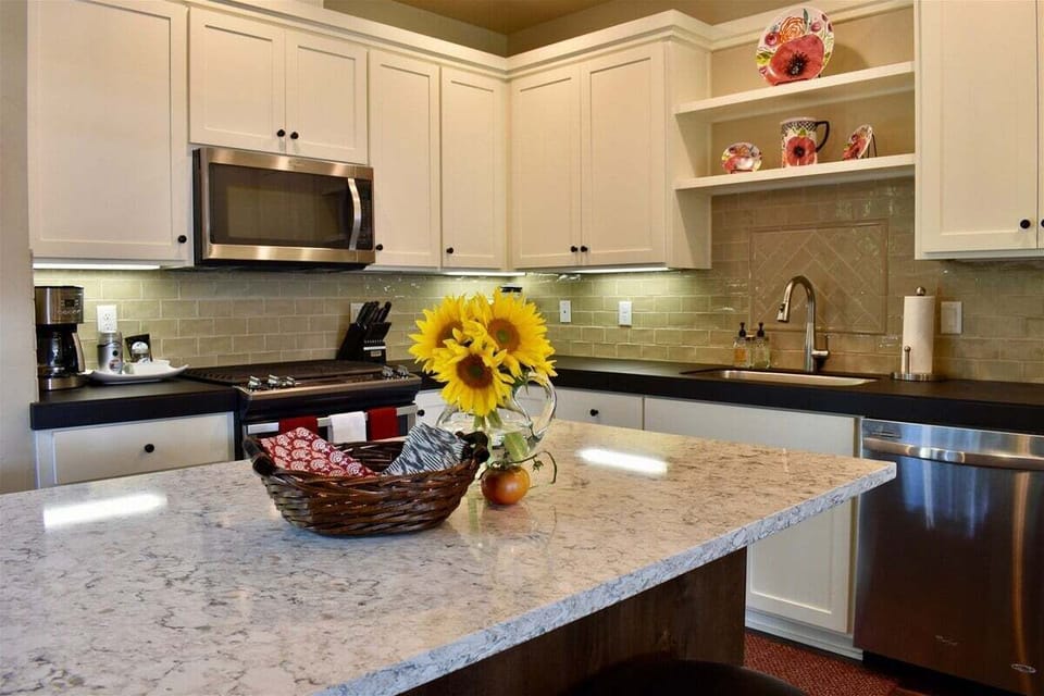 Gourmet Kitchen