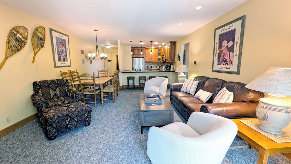 BC West O-3 living room and kitchen