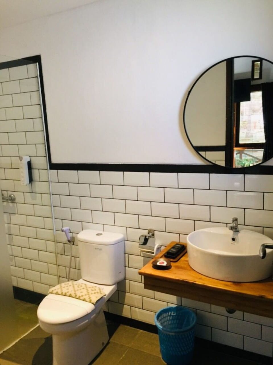Standard Bungalow | Bathroom | Shower, towels