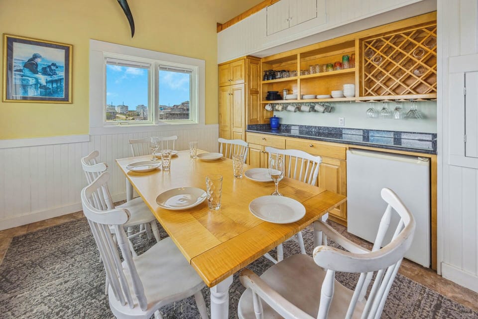 Surf or Sound Realty - 796 - Sail On - Dining Area -2