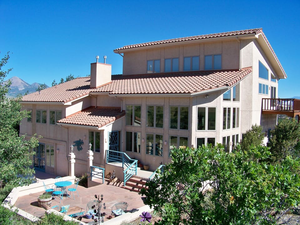 Villa with private flagstone patio