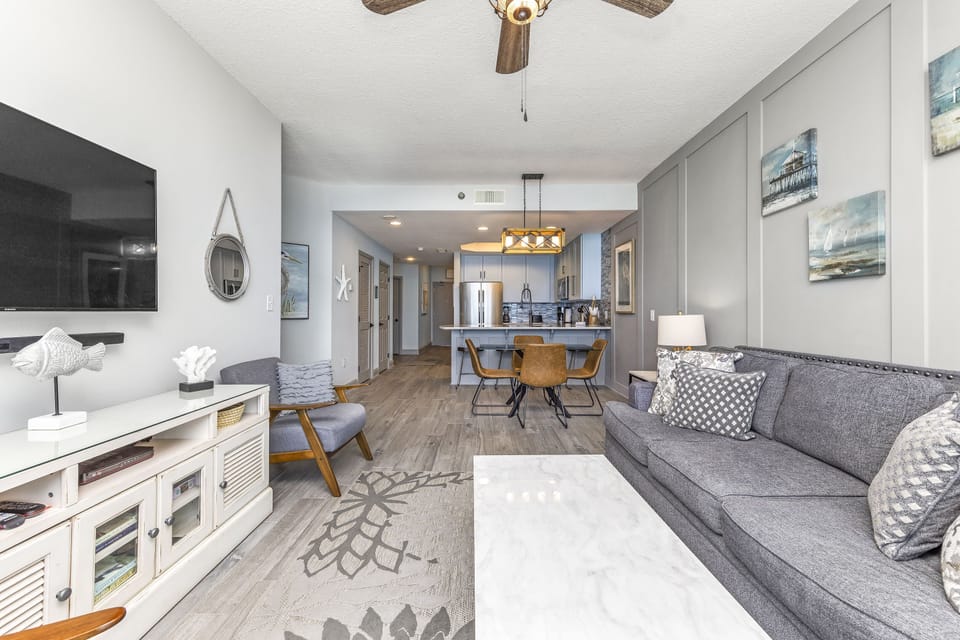 Living room, flat screen TV, open floor plan