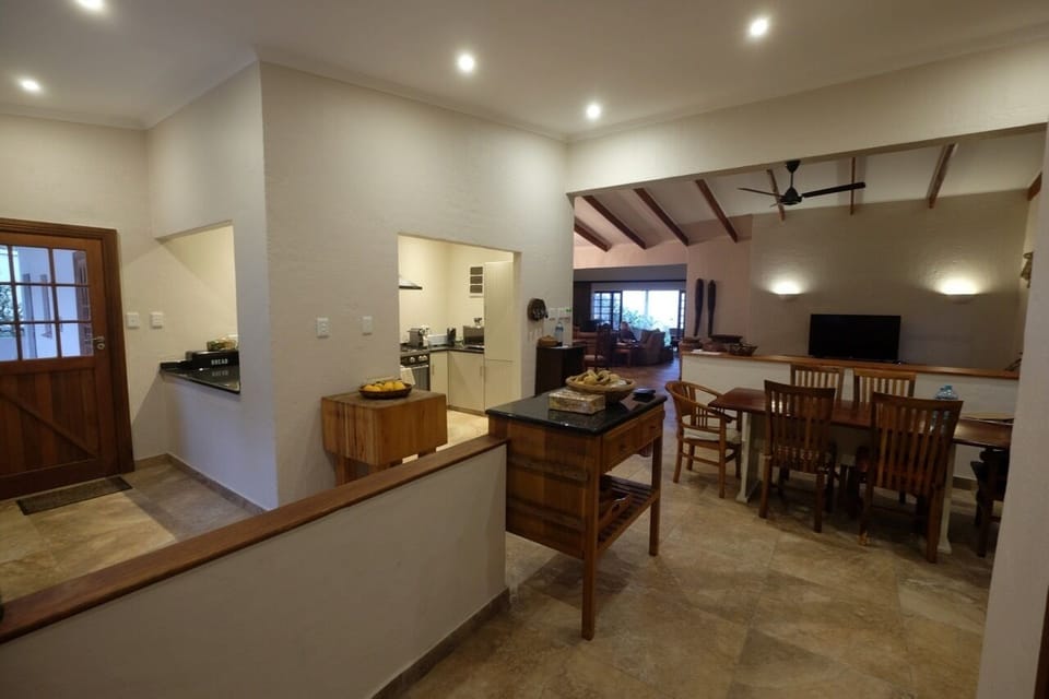 Location of kitchen