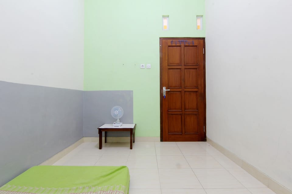 Standard Room, Private Bathroom | Free WiFi, bed sheets