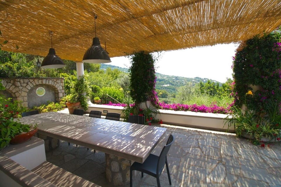 Villa (6 Bedrooms) | Terrace/patio