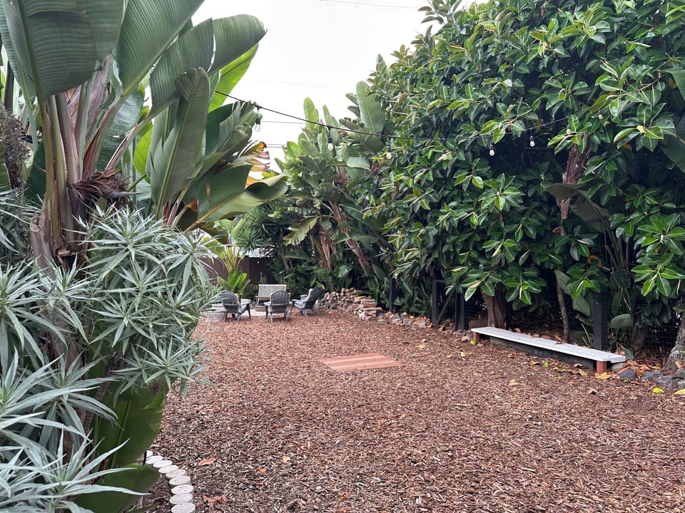 Big yard, fits 40’ RV