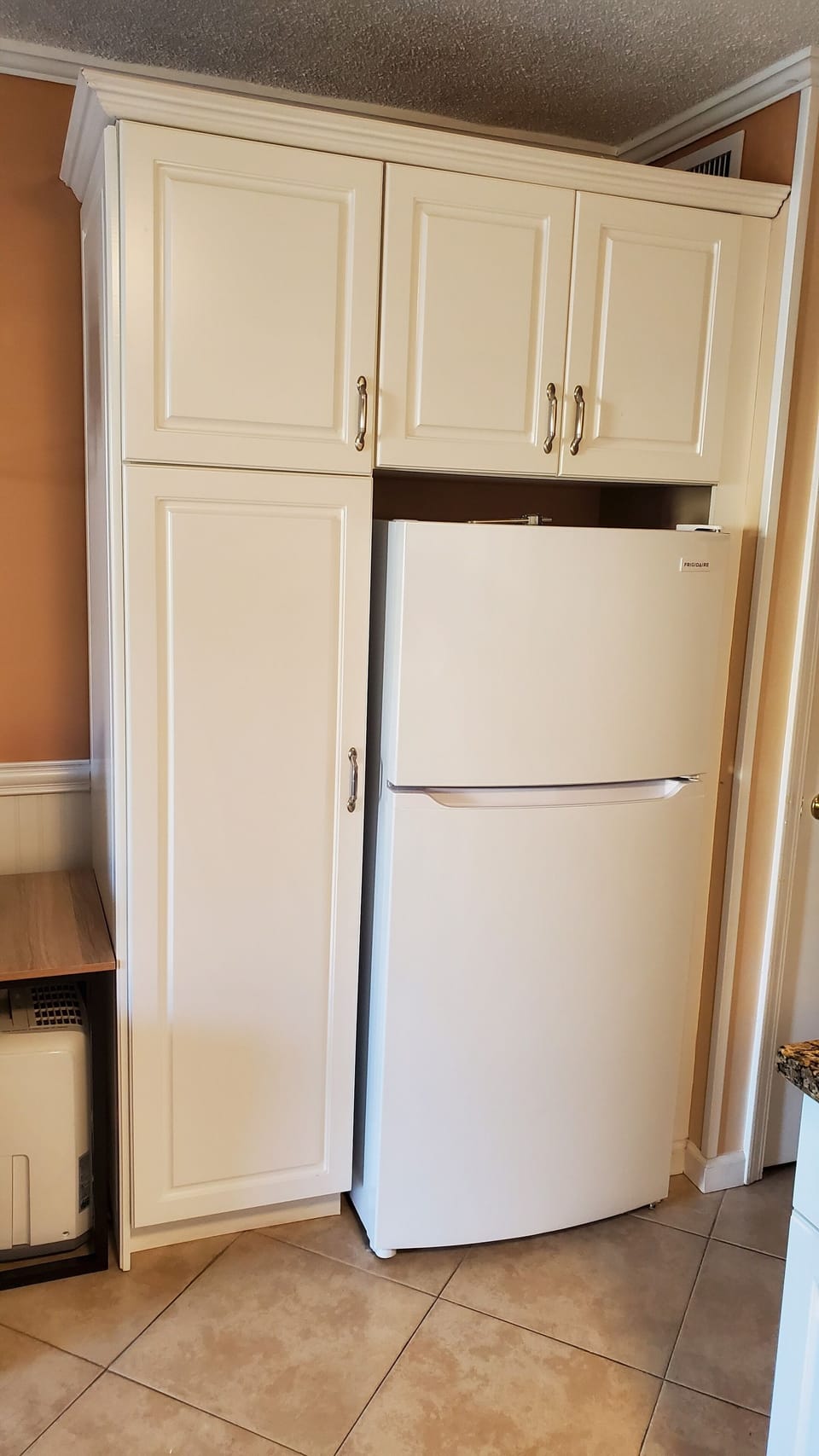 Large pantry for guest storage. New fridge with ice-maker.