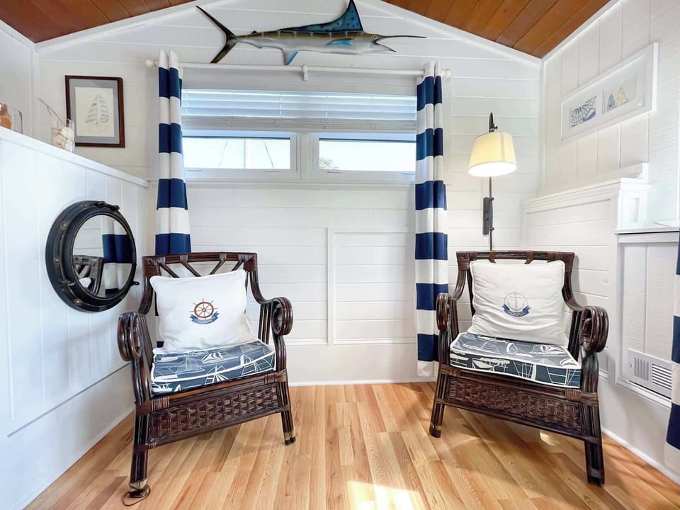 Sitting area on your master bedroom