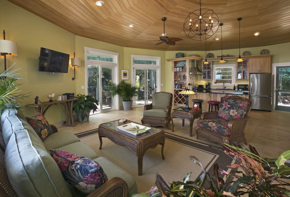Great room looking toward kitchen